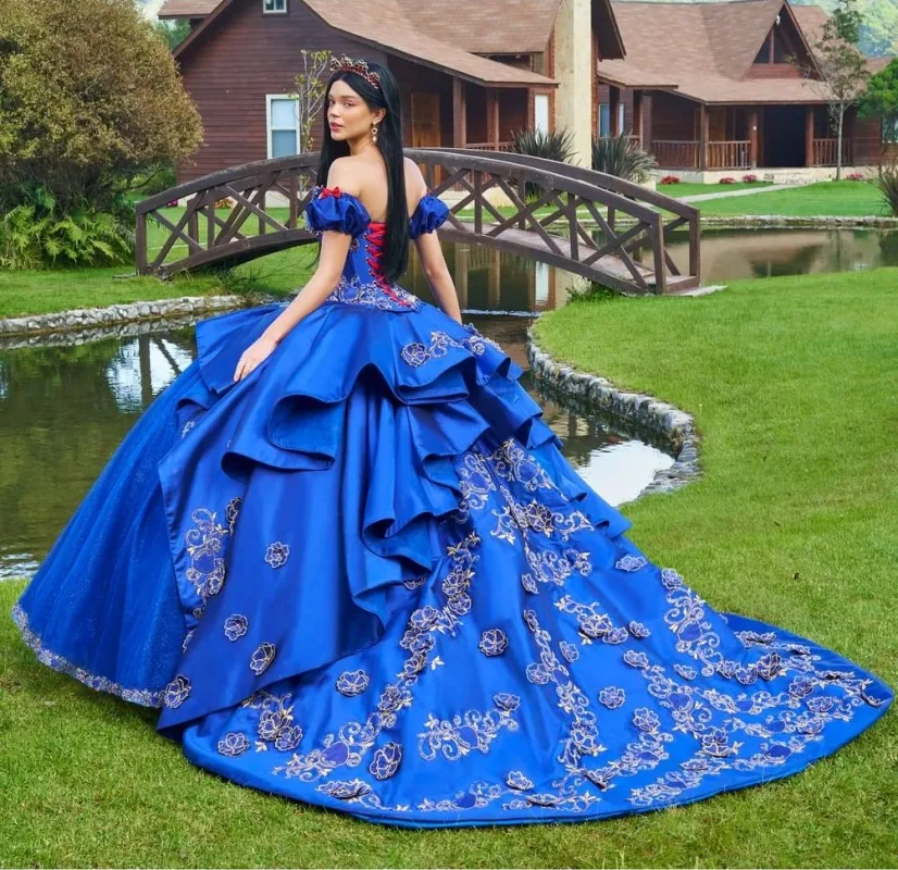 فساتين Quinceanera باللون الأزرق الملكي مزينة بالخرز Vestidos De 15 Años مع أكمام قابلة للإزالة حلوة 16 فستان