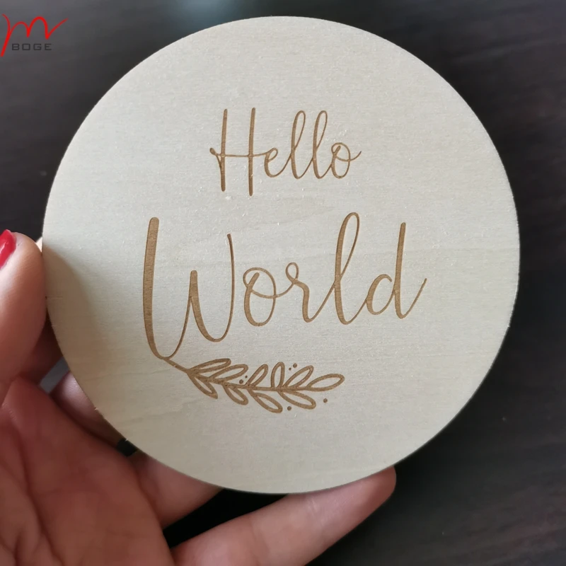 free shipping 20pcs  baby shower gift Hello World Baby Announcement Engraved Wooden Pregnancy Announcement Plaque