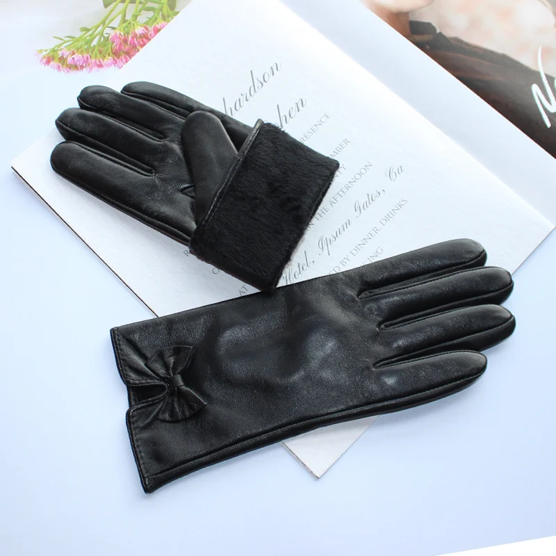 New Fashion Women Genuine Leather Sheepskin Bow Decoration Velvet Lining Keep Warm In Winter Black Gloves