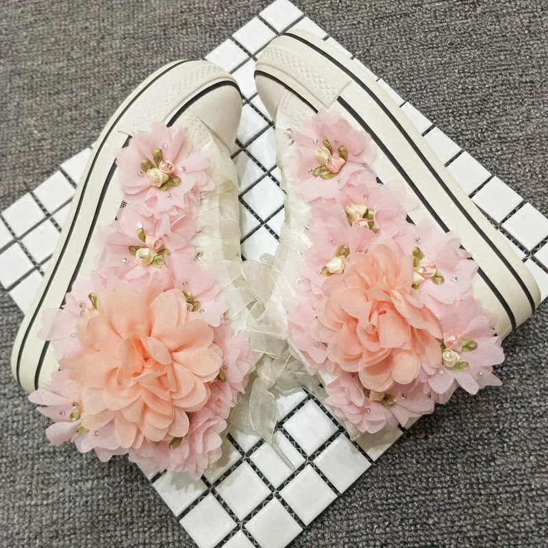 Handmade New Flower Canvas Shoes for Women Rhinestones Pink Lace Flower Students Lady Casual Shoes White Platform Sneakers