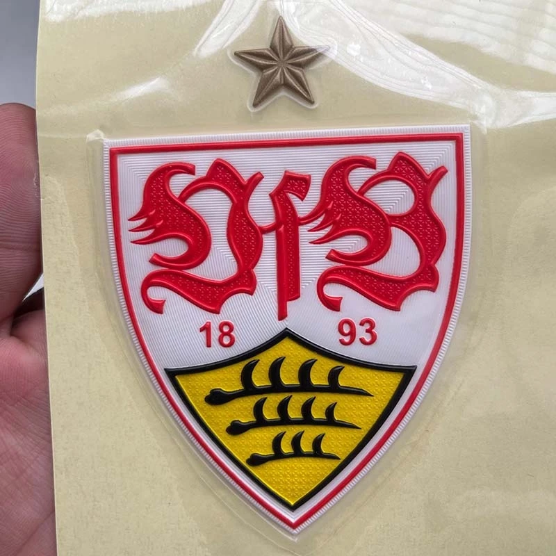 Top Qualität VfB Stuttgart Team Logo TPU Material Eisen Auf Fußball Team Abzeichen 6.7*9,5 cm