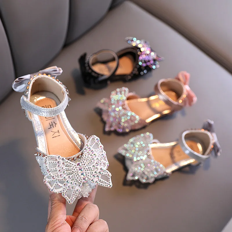 

2021New Kids Shoes Rhinestone Butterfly Crystal Princess Shoes for Wedding Party Dance soft-soled Girls Sandals Chaussure fille