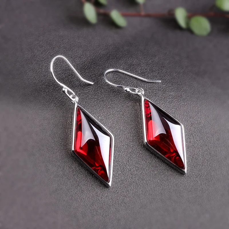 

Женские серьги с уродливым ромбом и минималистичным геометрическим халцедоном, однотонные квадратные висячие серьги из серебра 925 пробы, разноцветные Brincos