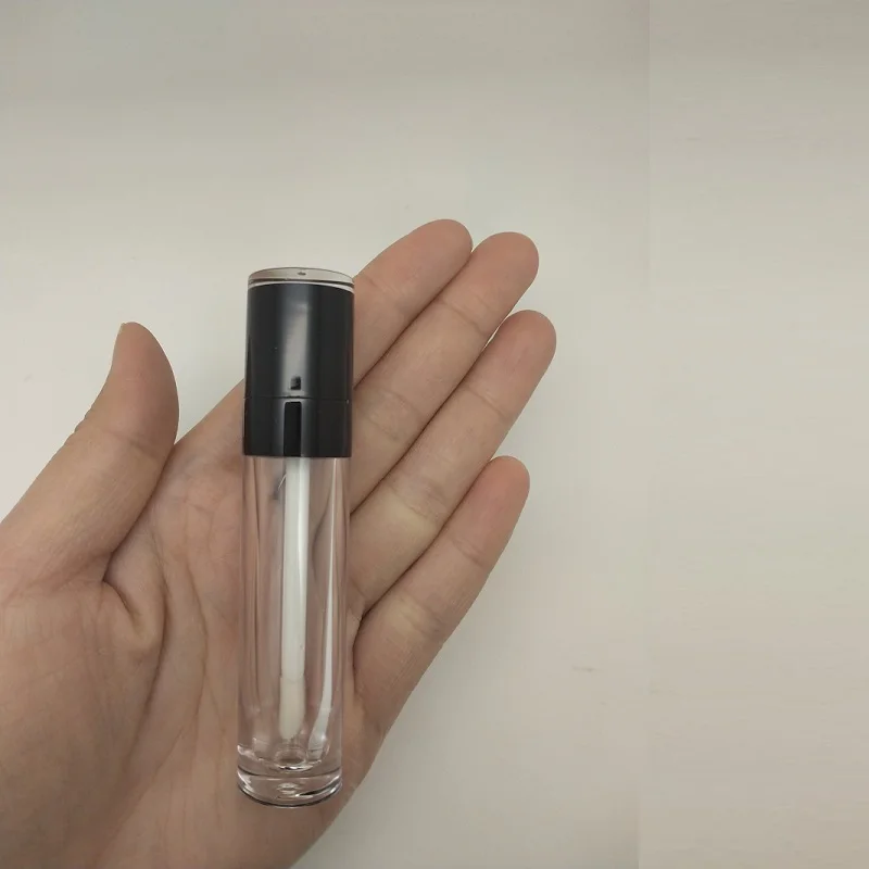 

Empty 5 ML Lip Gloss Containers Black Clear Round Cosmetic Containers Lipgloss Wand Tubes Lip Gloss Packaging 100pcs