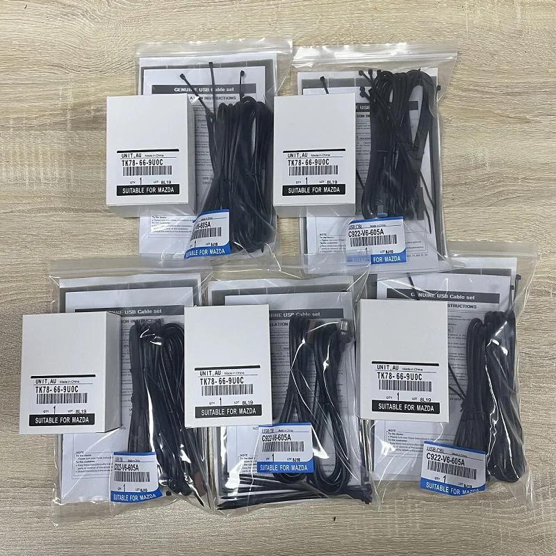 

Apple CarPlay and Android Auto USB adapter hub for Mazda 3 Mazda 6 Mazda 2 Mazda CX5 CX9 CX3 MX5 CX-5 CX-3 MX-5 Quantity 5 PCS