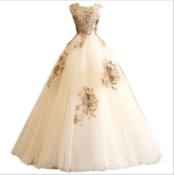 Ball gown Quinceanera Dresses Luxury Lace Appliques Floor-length Vintage Vestidos De 15 Anos Quinceanera Dress