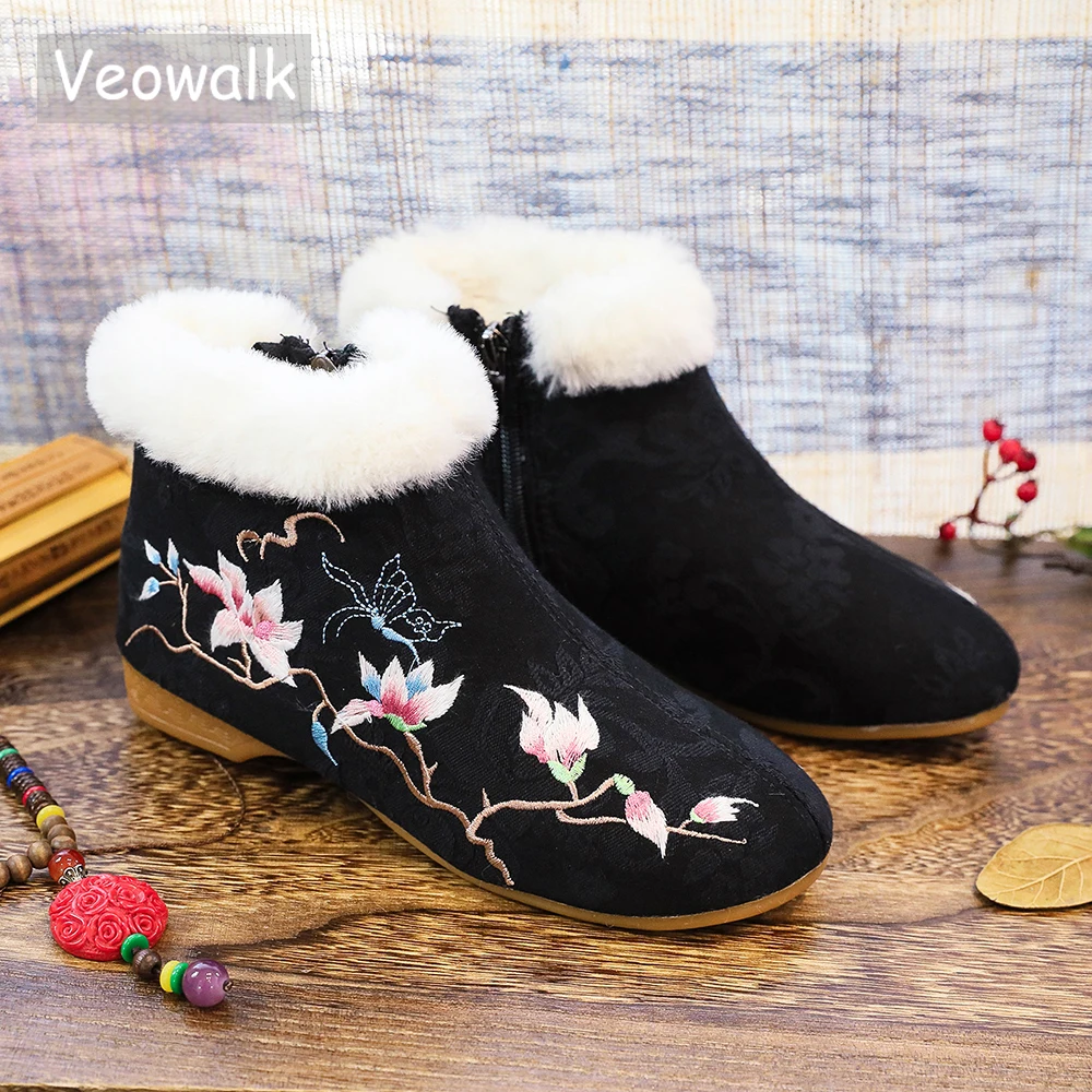 Veowalk Vintage Flower Embroidered Women Canvas Flat Ankle Boots Woman Comfortable Winter Black Boots With Fur Big Size Shoes