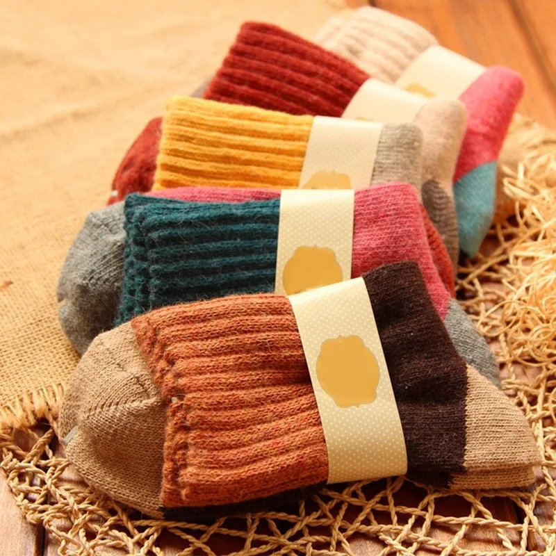 New Winter Women\'s Thickened Warm Harajuku Retro Solid Color Wear-Resistant Fashion Casual Wool Socks 5 Pair