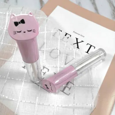 

5ml Pink Cat Shape Empty Clear Lip Gloss Tube With Wand Beveled Empty Lipstick Tube Cosmetic Packaging Containers