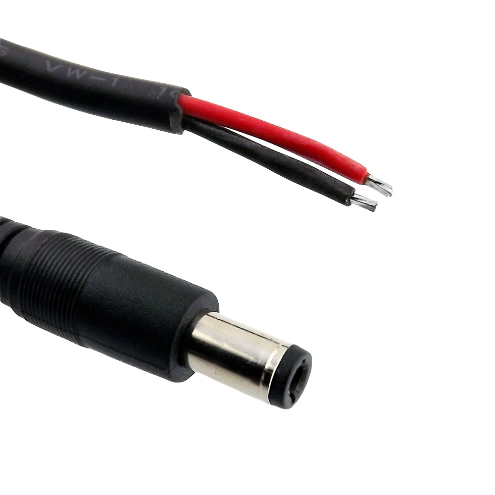 1ชิ้นขั้วต่อไฟกระแสตรง CCTV ปลั๊กตัวผู้ขนาด5.5มม. X 2.5มม. พร้อมสายสายต่อสีดำ1ม./18AWG 3ft