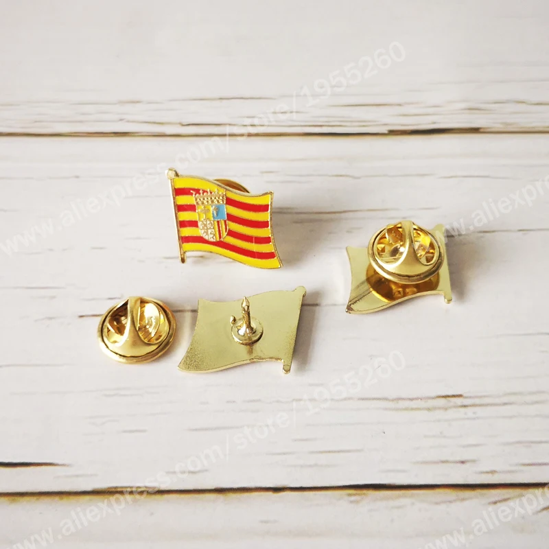 Aragon Flag Lapel Pins Spain Provincial Nationalities Region Brooch Crystal Epoxy  Metal Enamel Badge