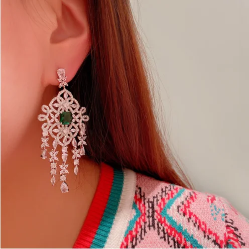 Retro pattern green zircon tassel earrings zircon luxury silver needle long magazine jewelry exaggerated accessories