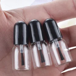 Bouteilles de vernis à ongles vides en verre avec couvercle blanc et noir, petit récipient avec capuchon de brosse, 3ml, 50 pièces/lot