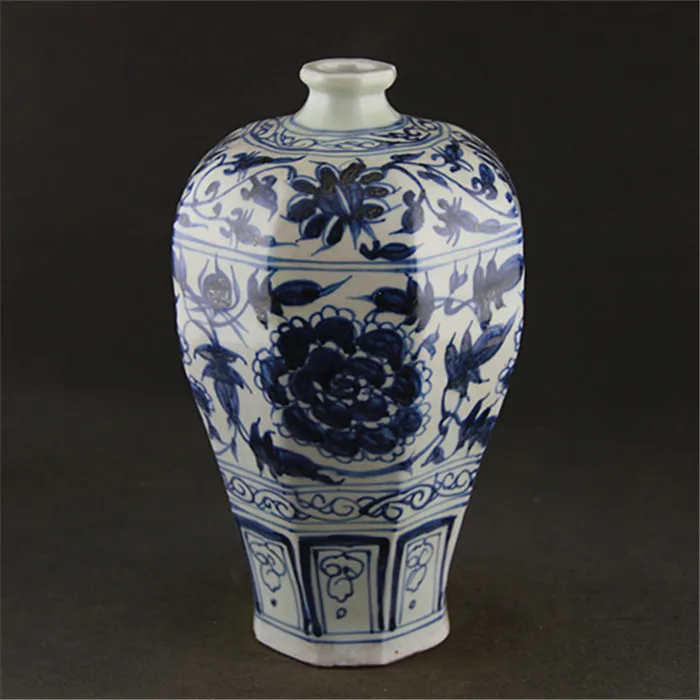 Yuan Dynasty Quaint Blue And White Rich Peony Pattern Eight Square Plum Vase