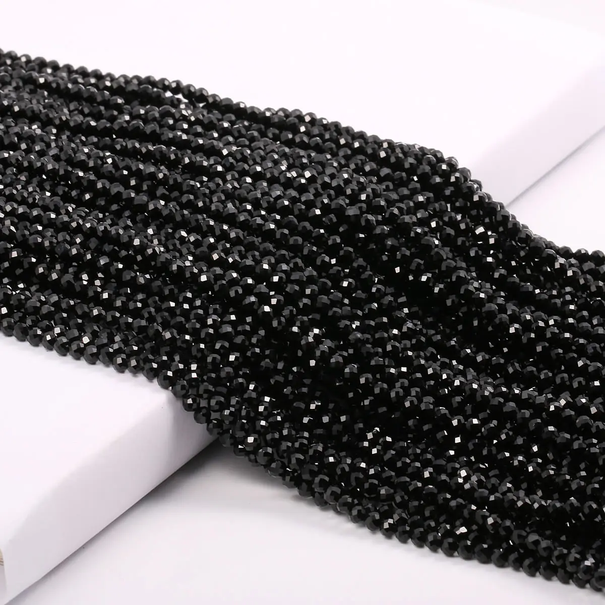 Wholesale Natural Bright Spinels Beads Round Faceted Loose Beads For Jewelry Making Necklace DIY Bracelet Accessories Size 2 3mm