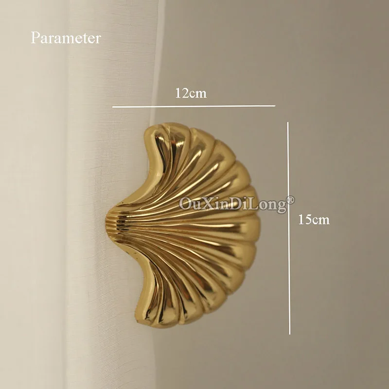 1Pair European Brass Shell-shaped Curtain Hooks Curtain Tie Draper Back Hooks Curtain Drapery Holder Hanger Hook Decorations