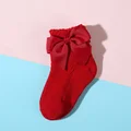 red bow