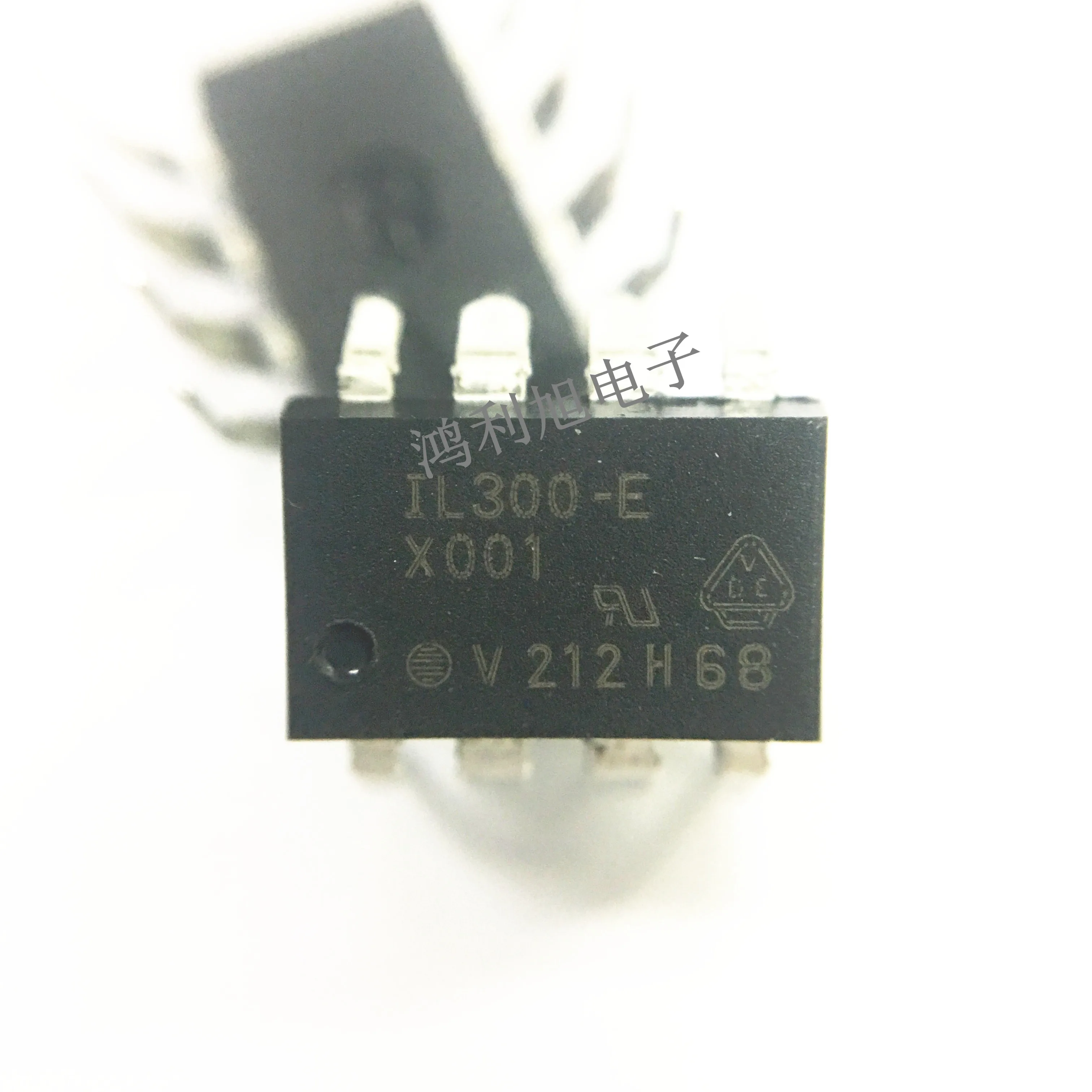 

10PCS/Lot IL300-E DC-IN 1-CH Linear Photovoltaic DC-OUT 8-Pin PDIP-8A