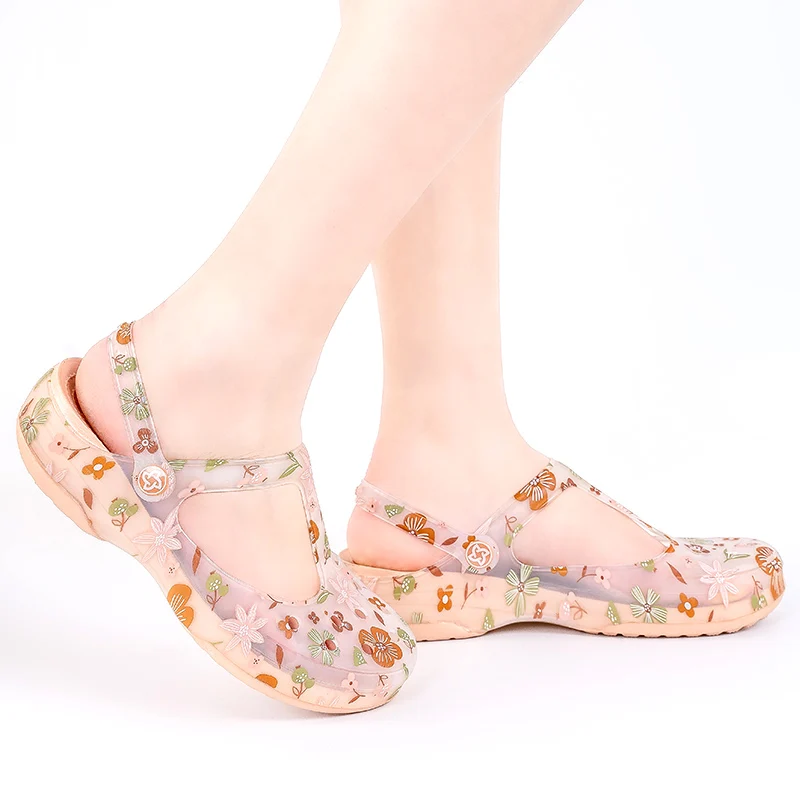 Summer New Women\'s Transparent Wedge Sandals Platform Sabot Shoes 2022 Trend Jelly Beach Shoes Medical Hoof Sanitary Clogs Woman