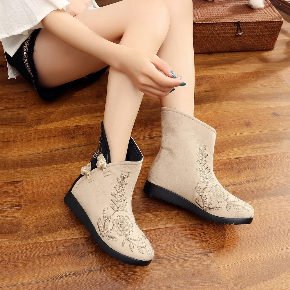 Veowalk Vintage Winter Autumn Women Cotton Fabric Short Ankle Boots Comfortable Soft Ladies Booties Embroidery Shoes Green Beige