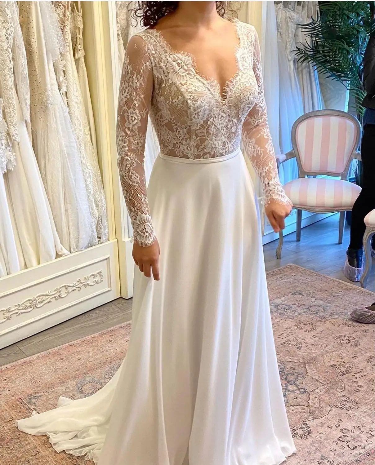 Lsyx Hochzeits kleid Langarm eine Linie Chiffon Spitze sexy V-Ausschnitt Sweep Zug Robe de Mariee Strand böhmischen Brautkleider charmant