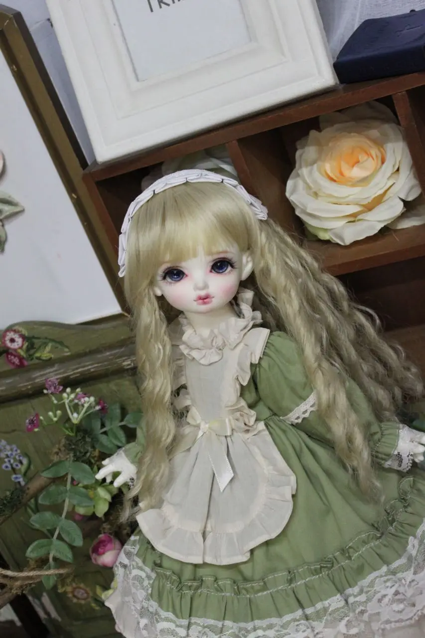 BJD ตุ๊กตาเสื้อผ้าสำหรับ1/3 1/4 1/6 Blythes ขนาดตุ๊กตา Light Green Court ผ้ากันเปื้อนสไตล์ Vintage ตุ๊กตาอุปกรณ์เสริม (กระโปรง + Headdress)