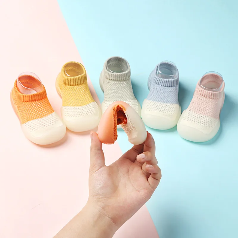 Babyschuhe, Lauflernschuhe, bequem, für Jungen und Mädchen, Kinder, Gummi, weiche, rutschfeste Sohle, Bodenschuhe, Strickstiefeletten – Detail 21