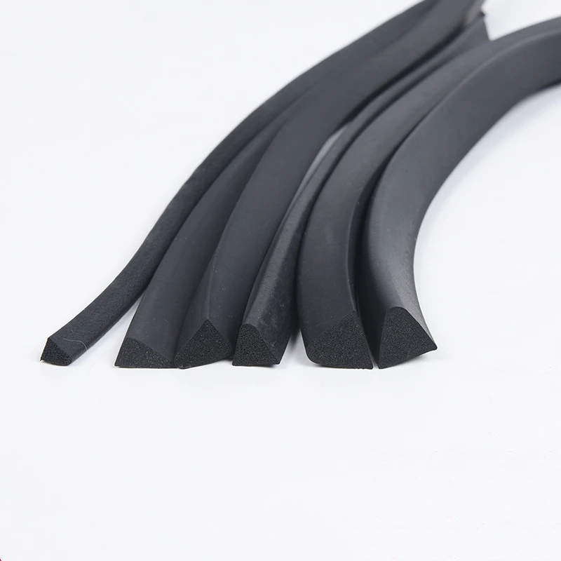 EPDM Foam Triangle Sealing Strip, 6.5-32mm, UV & Weather Resistant,for Outdoor Door,Window,Vehicle Seals,Insulation Gasket,Black