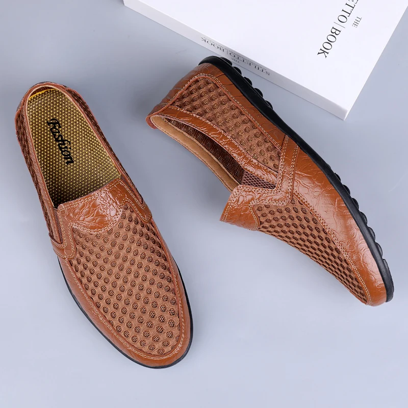 FUQIAO-zapatos informales de malla para hombre, Calzado cómodo de cuero genuino, mocasines suaves a la moda para exteriores, novedad de verano, 2024