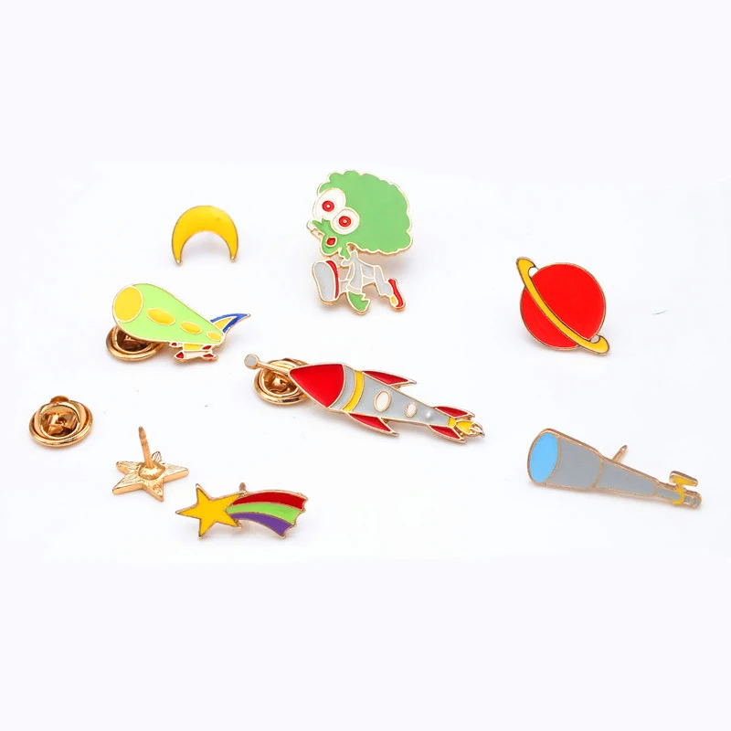 Space Travel Cartoon Brooches Planet Star Telescope Airplane Rocket Alien Enamel Lapel Pins Fashion Men Clothes Badges Jewelry