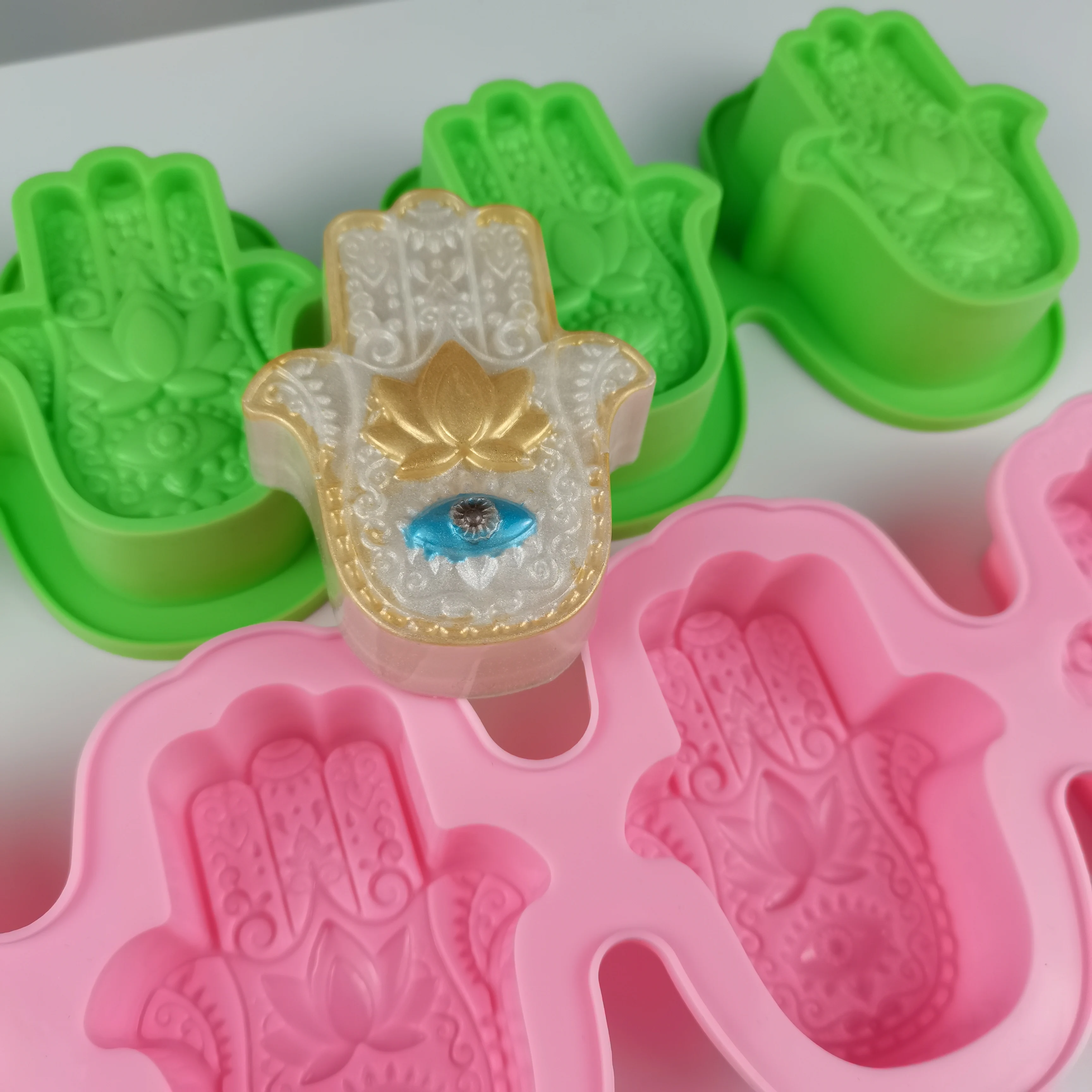 PRZY 4 Cavities HAMSA Lotus In The Palm Silicone Soap Mold Khamsah DIY Mold Silicone For Soap Making Hand Of Fatima Mascot Mold