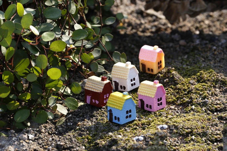 5 Pcs 5-color Country House Chinese-style House Resin Decoration Moss Micro-landscape Decorative Material Accessories