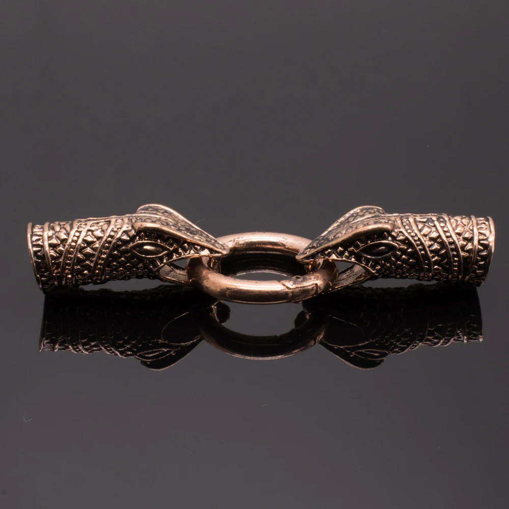 Retro snake head is used to close the connection of the bracelet accessory leather rope buckle bracelet lobster clasp