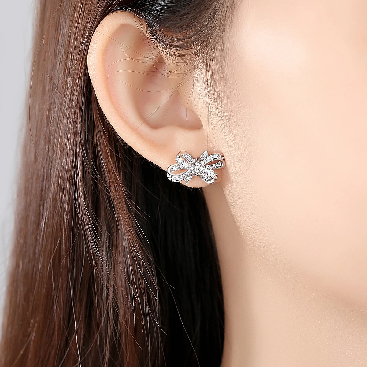 LUOTEEMI Luxury Bowknot CZ Stud Earring for Women Wedding Engagement Fashion Jewelry Girl Party Fashion Ear Stud Christmas Gifts