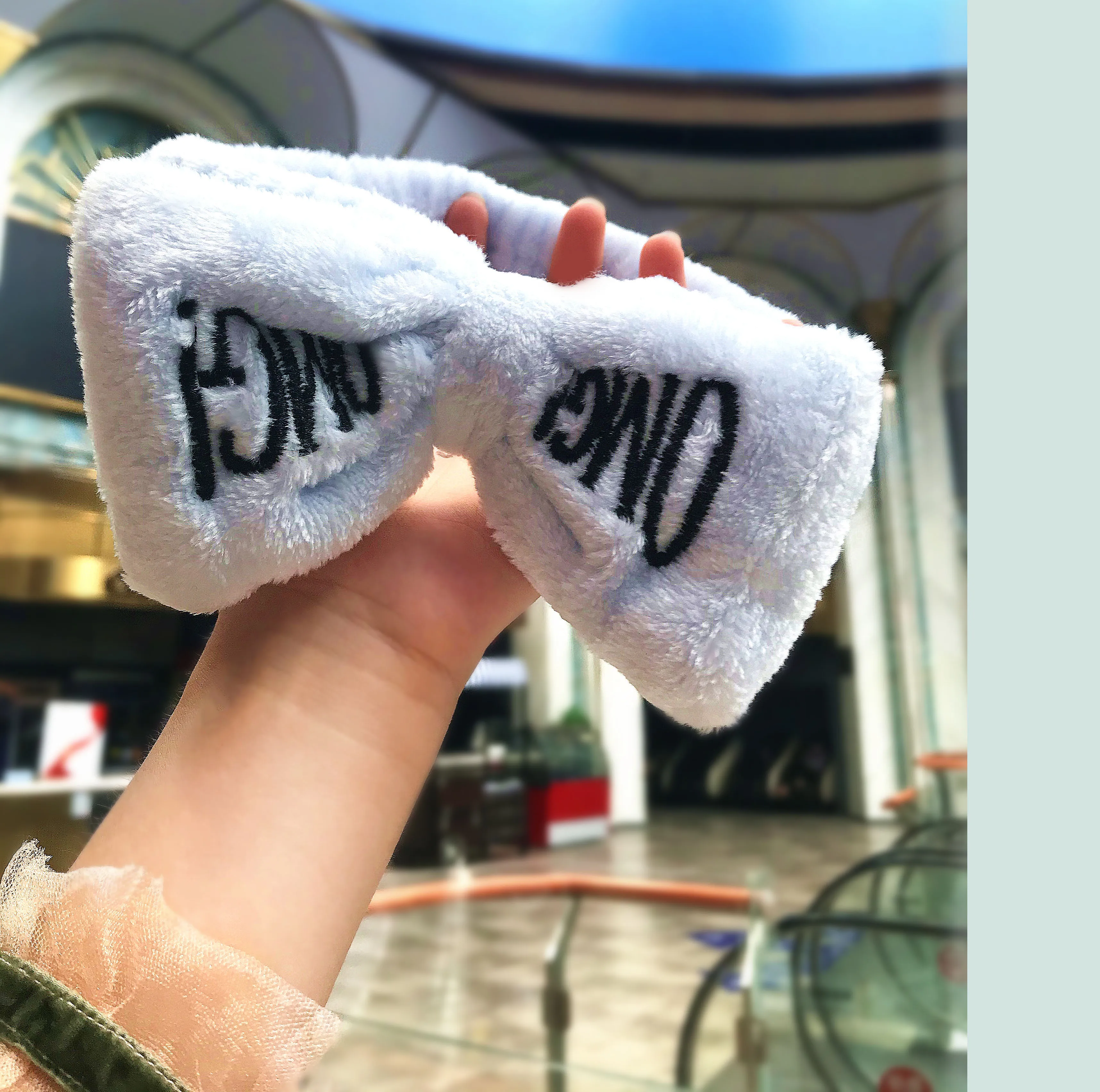 2020 Women New Letter Omg Coral Fleece Soft Bow Top Knot Headband Makeup Hairbands Hair Band Girl Bandana Fashion Accessories