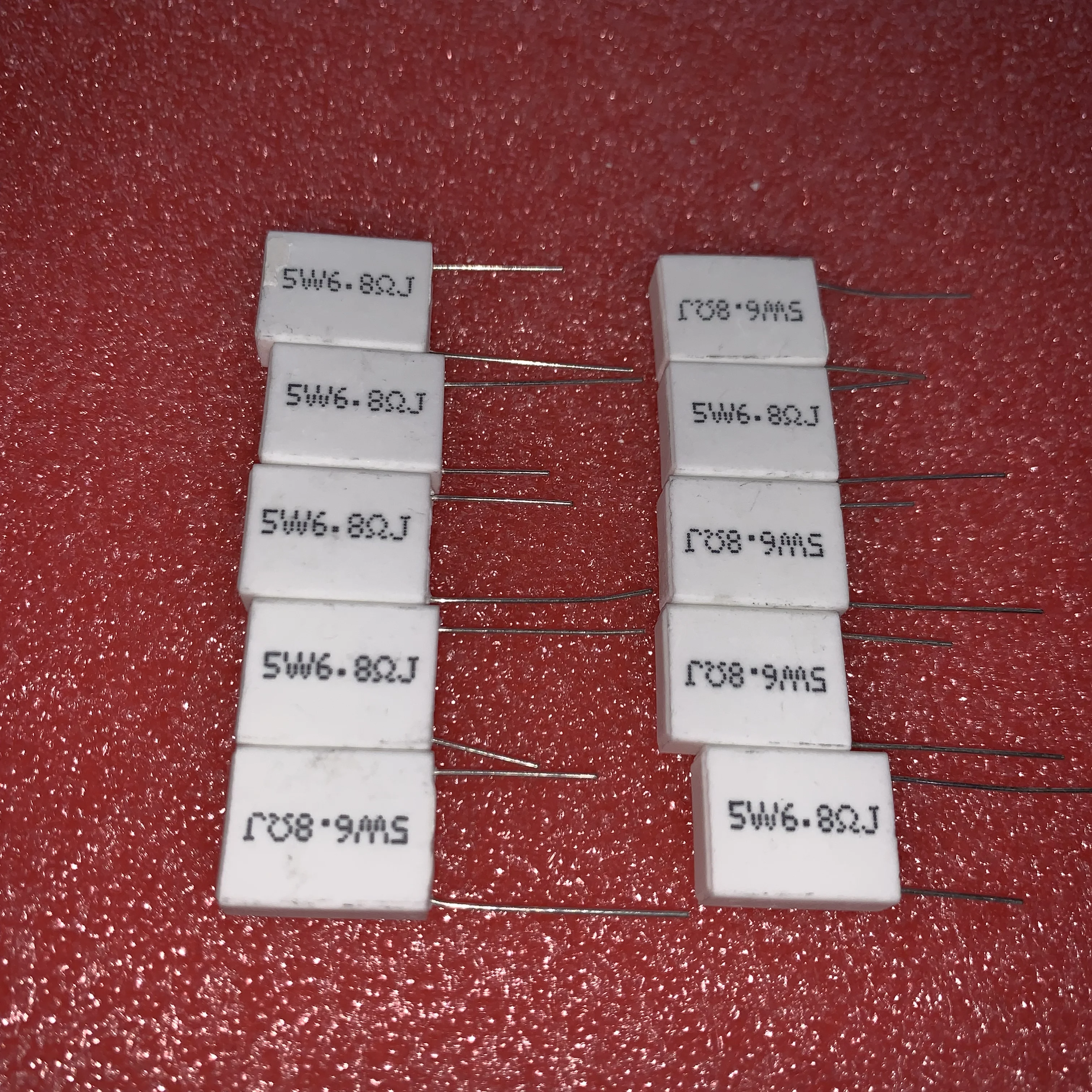 10 Adet 5W 0.01R 0.015R 0.02R 0.025R 5WR027J 0.1ΩJ 1.5RJ 2.2R 4R 4.7OHM 6.8R 10R 22R 100R Endüktif Olmayan Çimento Direnci Seramik