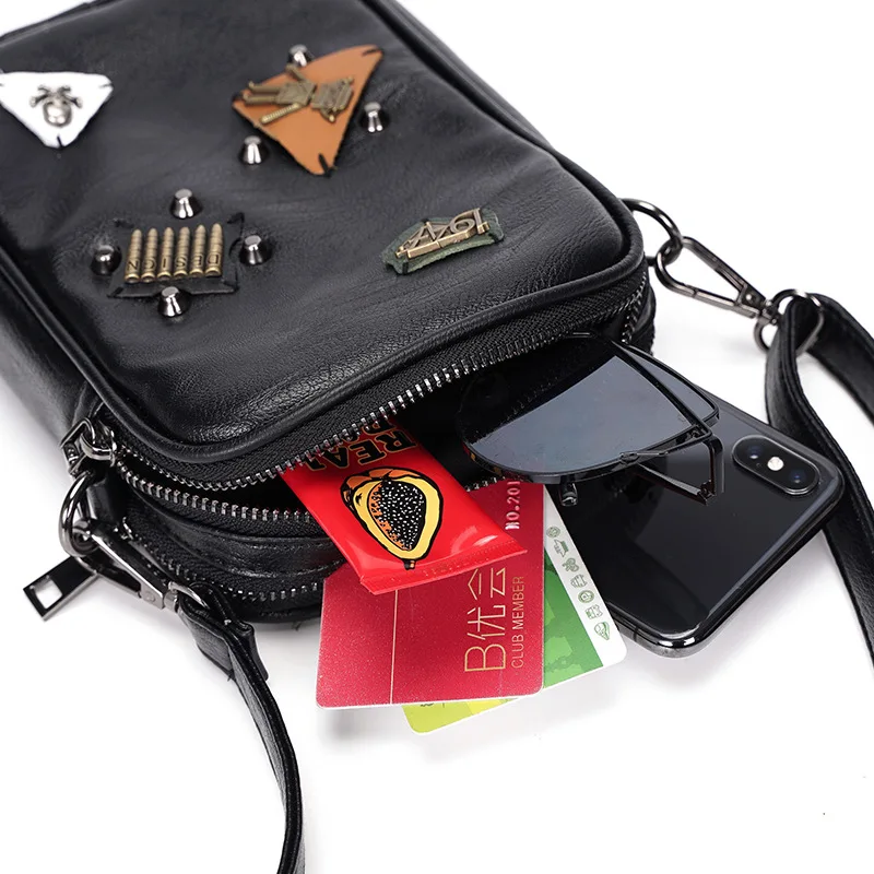 Fashion Badge Mini Crossbody Bag Men Shoulder Bag PU Mobile Phone Bag Small Crossbody Bag Men Outdoor Messenger Bags Handbag