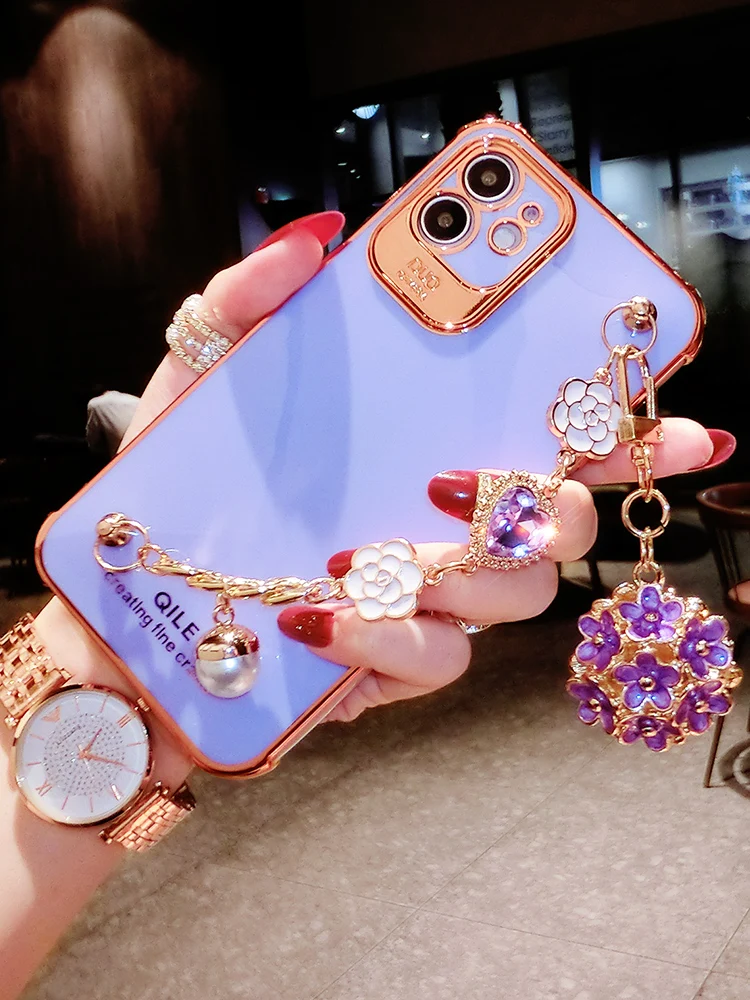 Fashion Electroplating Bracelet Female Soft Case For Iphone 11 12 Pro Max Mini 7 8 Plus Xr X Xs Se 2 Flowers Phone Cover Fundas