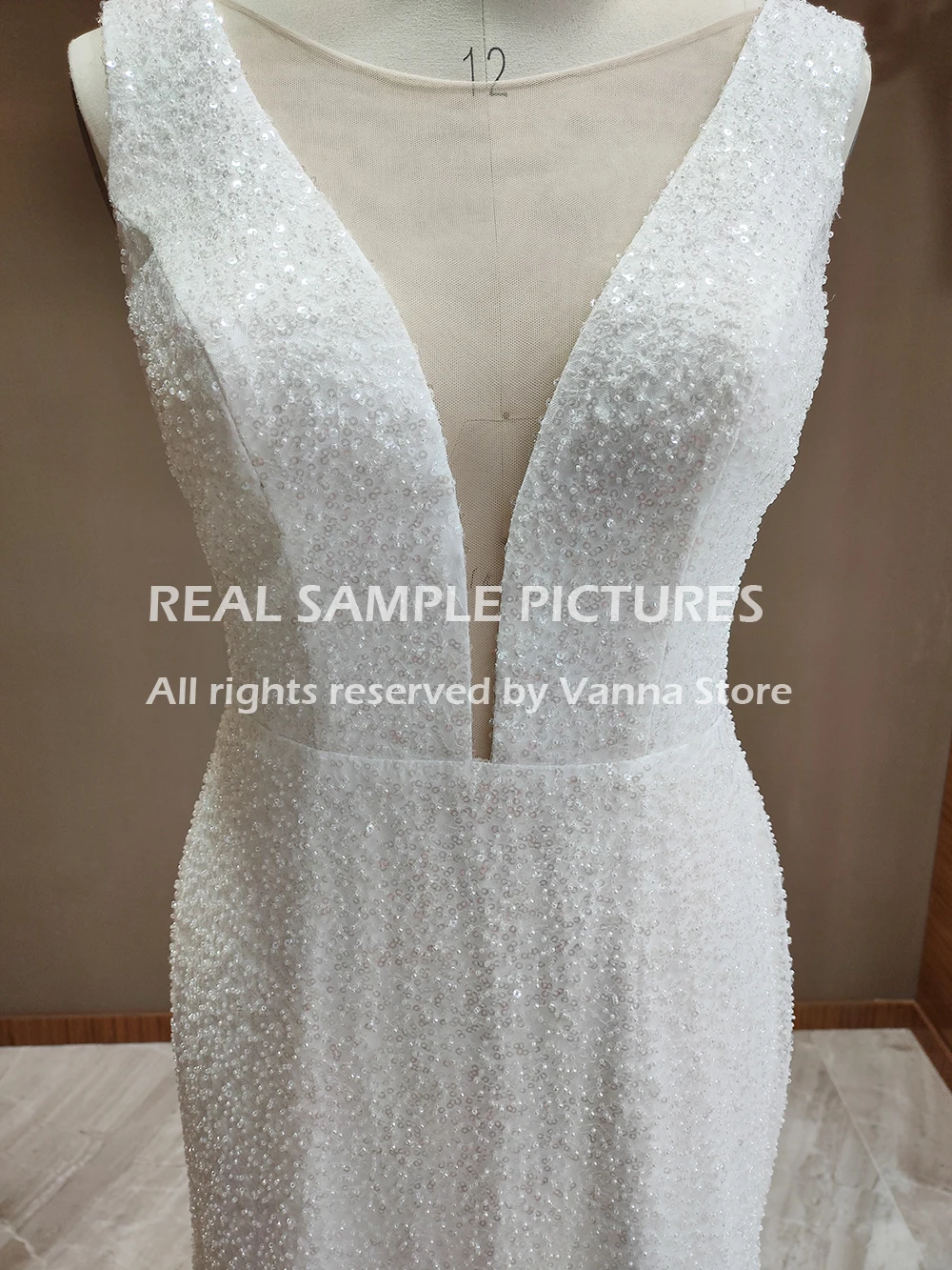 Glitter Sequins Mermaid Wedding Dress Detachable Tulle Overskirt Bling Beads 2021 Luxury Sleeveless V-Neck Sexy Bridal Gowns