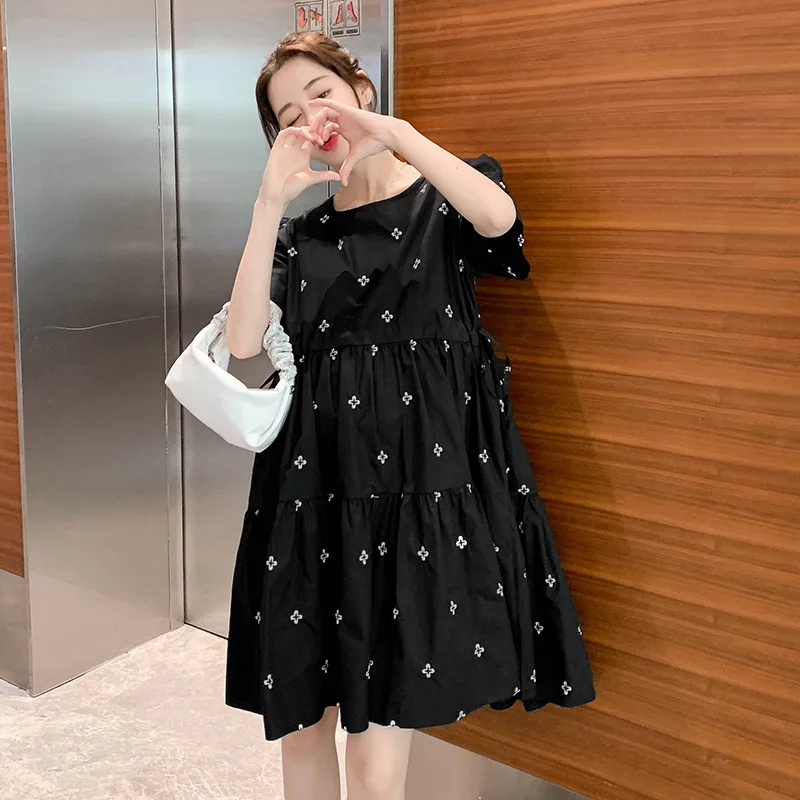 

New Pregnant Women Dress Floral Embroidered Cotton Fashion Loose Summer Maternity Pleated Dress Drawstring Pregnancy Dress