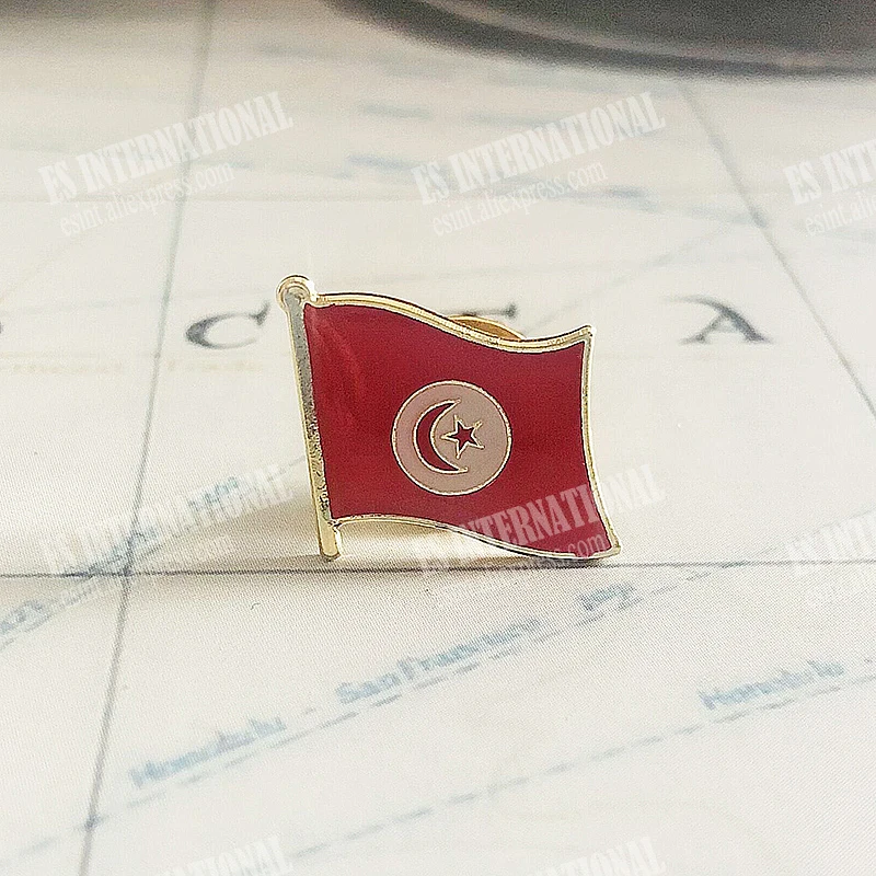 

Tunisia National Flag Lapel Pins Crystal Epoxy Metal Enamel Badge Paint Brooch Souvenir Suit Personality Commemorative Gifts