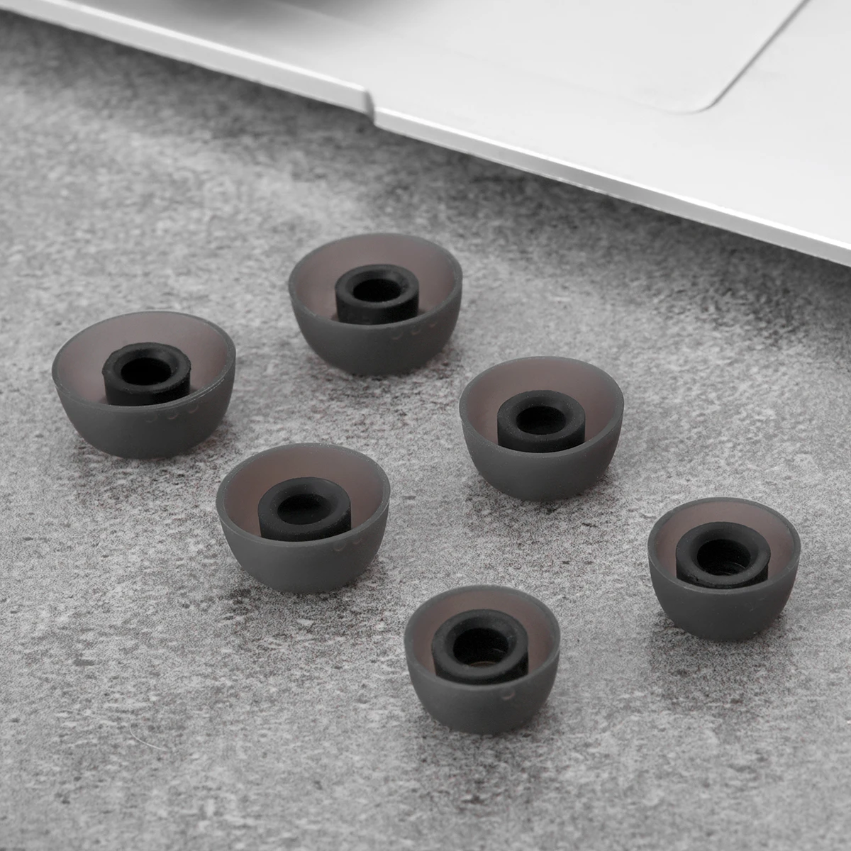 Silicone Ear Tips for Realme Air5 Shanling MTW300 TWS Eartips for Anker SoundСore Liberty 3 Pro Earbuds Tips Sports TWS Earphone