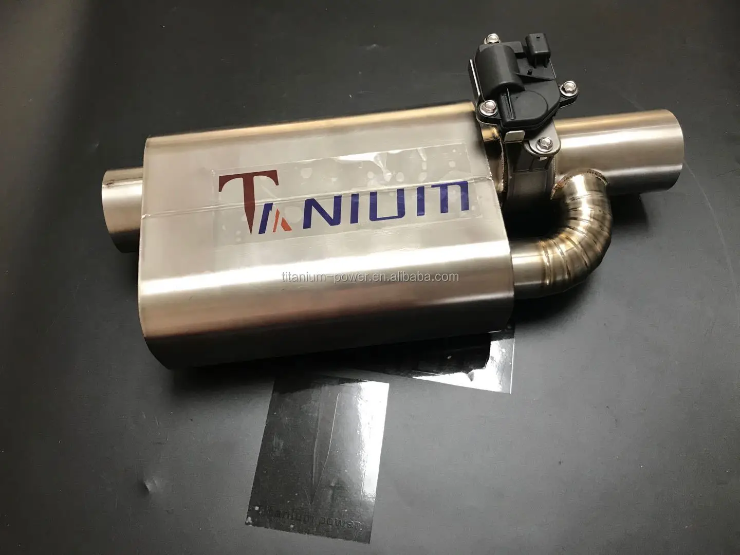 

2.5"/ 3"/3.5"/4" Universal Titanium Muffler