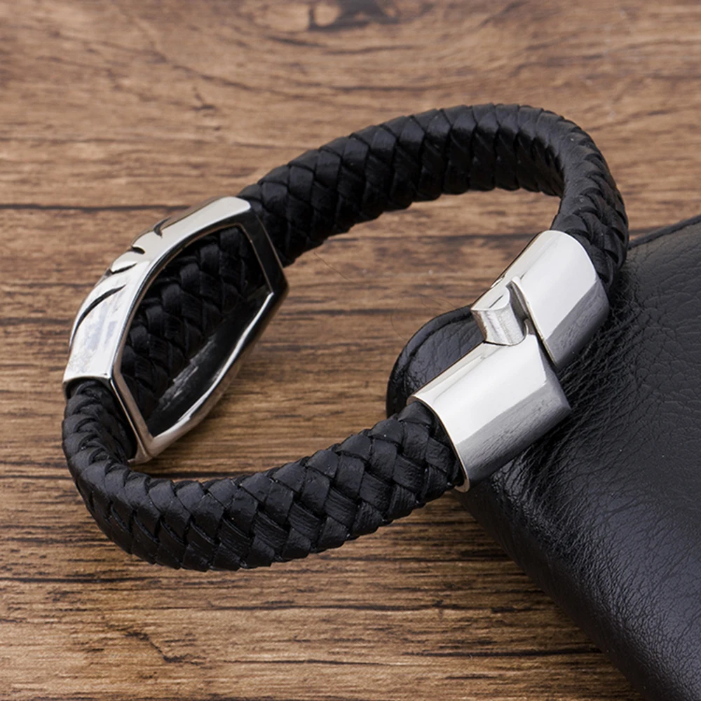TYO Fashion Charm Stainless Steel Magnetic Black Genuine Leather Braided Men Bracelet Jewelry Skull Rope Wholesale Accessories
