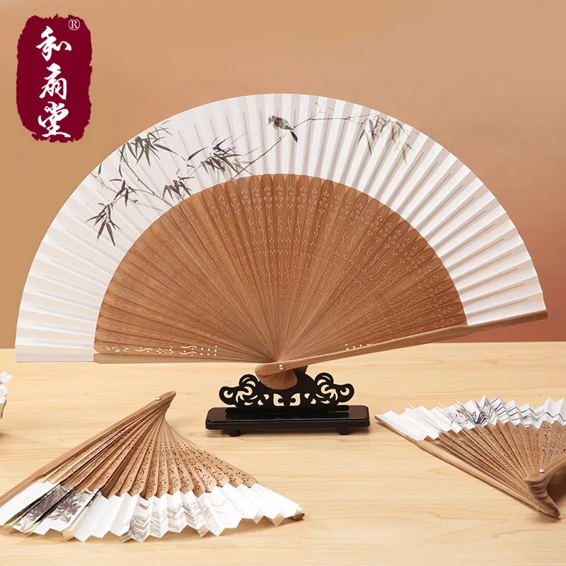 |And hall fans in 7 inch female Chinese wind paper folding fan bamboo fan gift incense paper fans in abroad