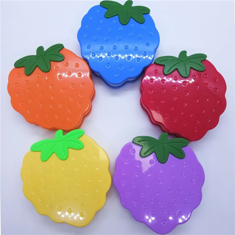 2021 Cute Fashion Strawberry Design Contact Lens Case for Eyes Care Kit Holder Container Glasses Box Travel Accessories