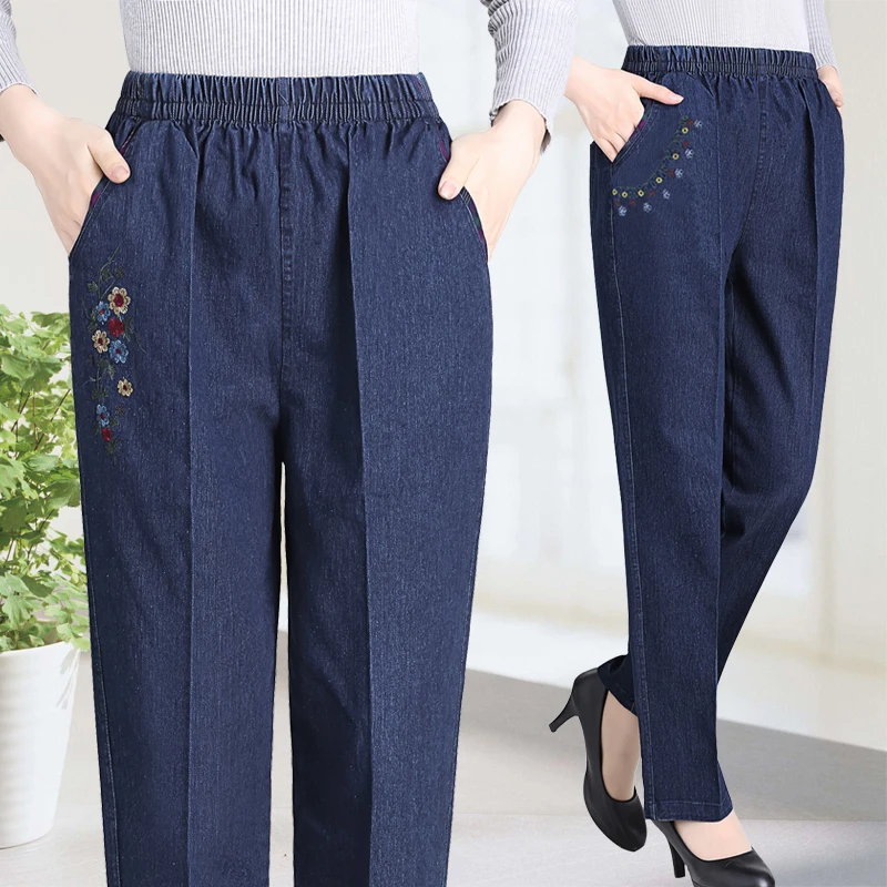 Middle-aged women\'s Jeans Spring Autumn Stretch waist Embroidery Nine Denim Pants Large size Loose Female Straight Casual Pants