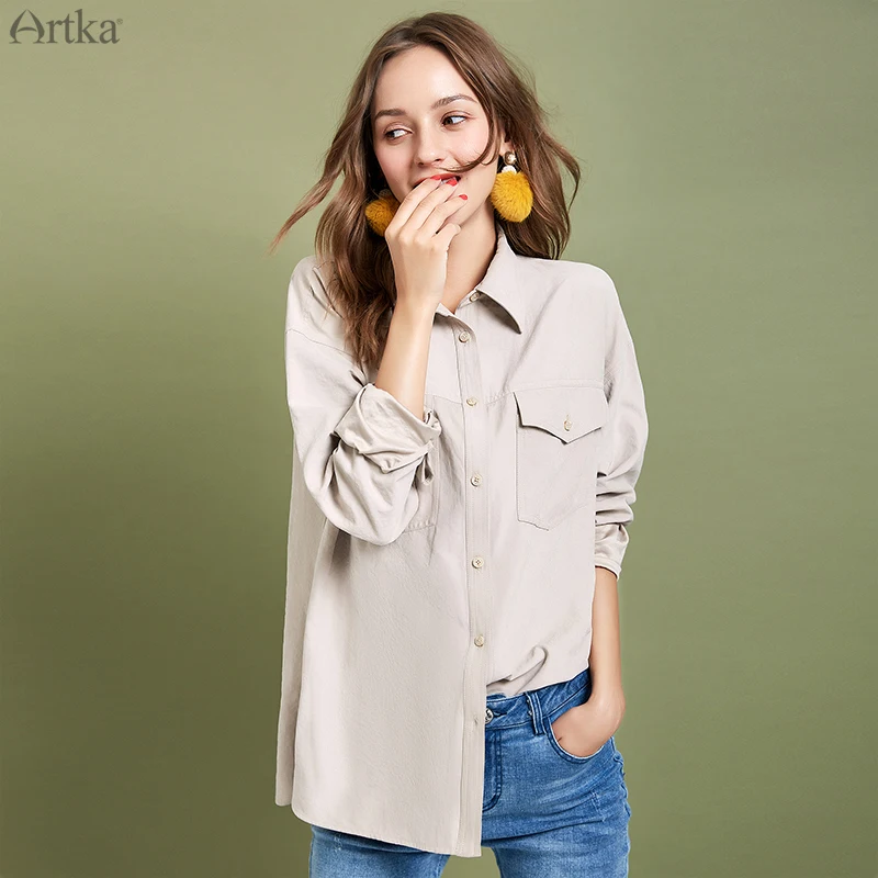 ARTKA 2020 Frühjahr Neue Frauen Blusen Reine Farbe drehen-unten Kragen Shirt Minimalist Lose Casual Langarm Blusen Frauen SA10394Q