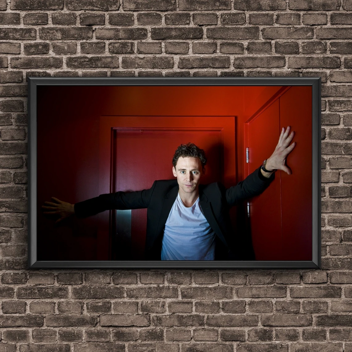 Tom Hiddleston Poster Home Decoration Wall Painting (No Frame)