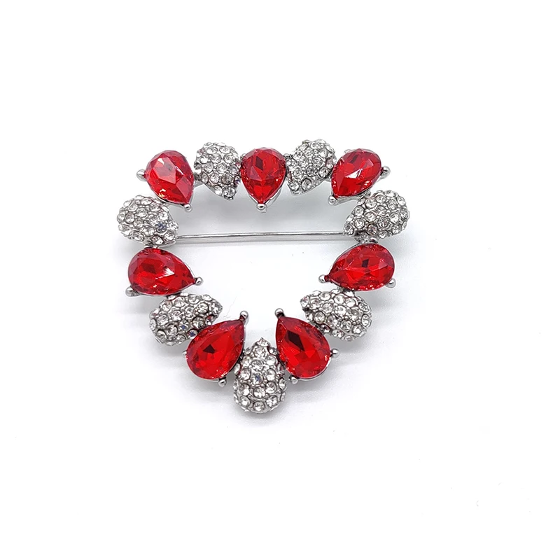 PD BROOCH 2025 New Wedding Love Brooch High-end Clothing Accessories Banquet Dance Date Accessories